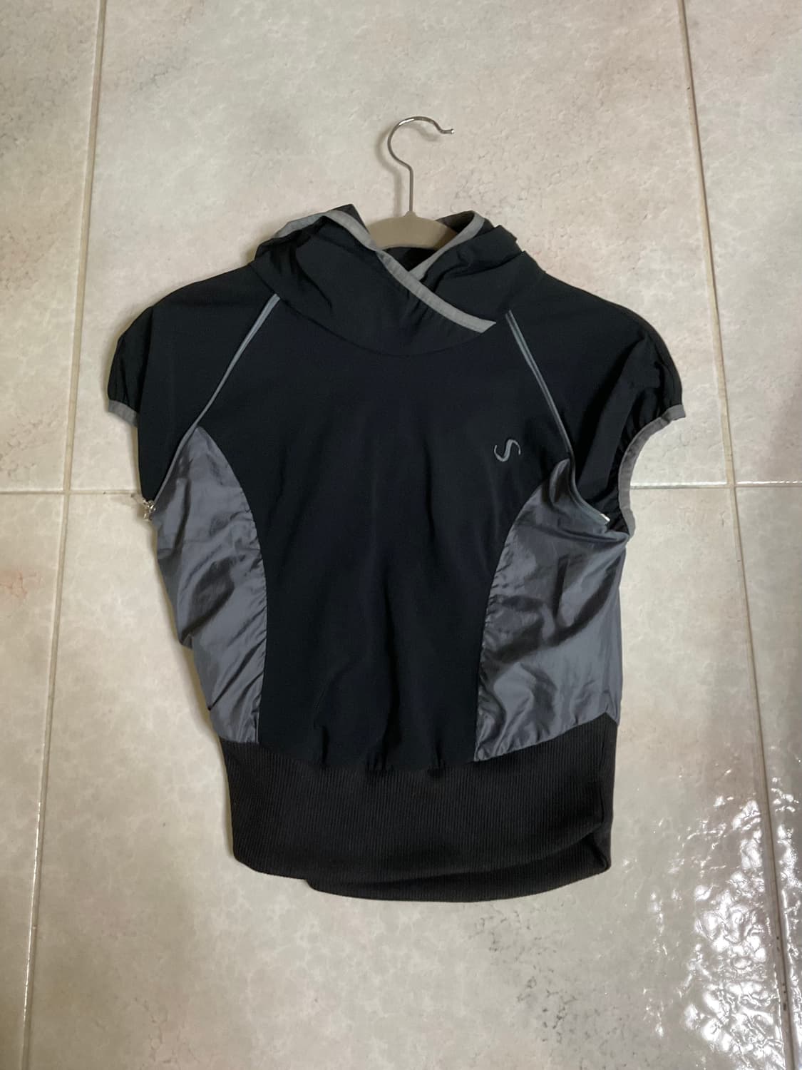 오호스 투웨이 후디 볼레로 블랙 ver. 상품이미지2