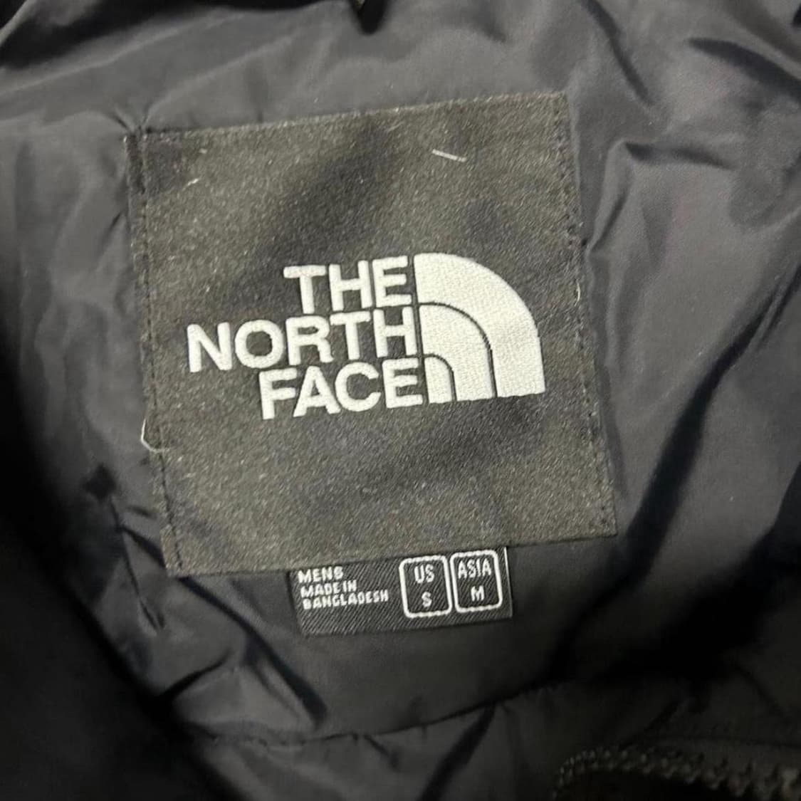 노스페이스 1996 레트로 눕시 700 패딩 화이트 상품이미지2