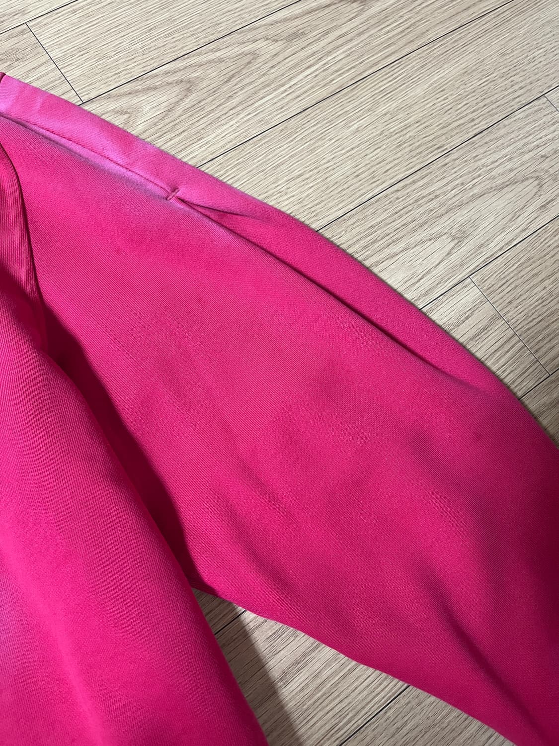 아더에러 맨투맨 판매 상품이미지2