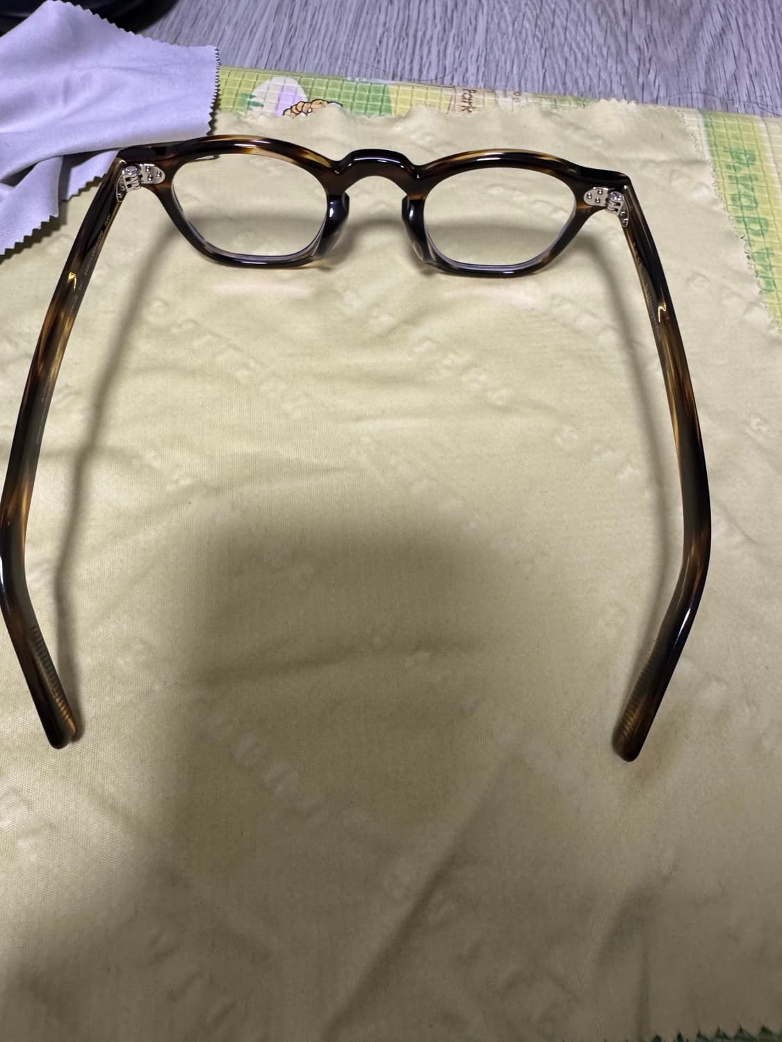 래쉬 루네뜨 01 44mm 하바나 색상 안경 상품이미지2