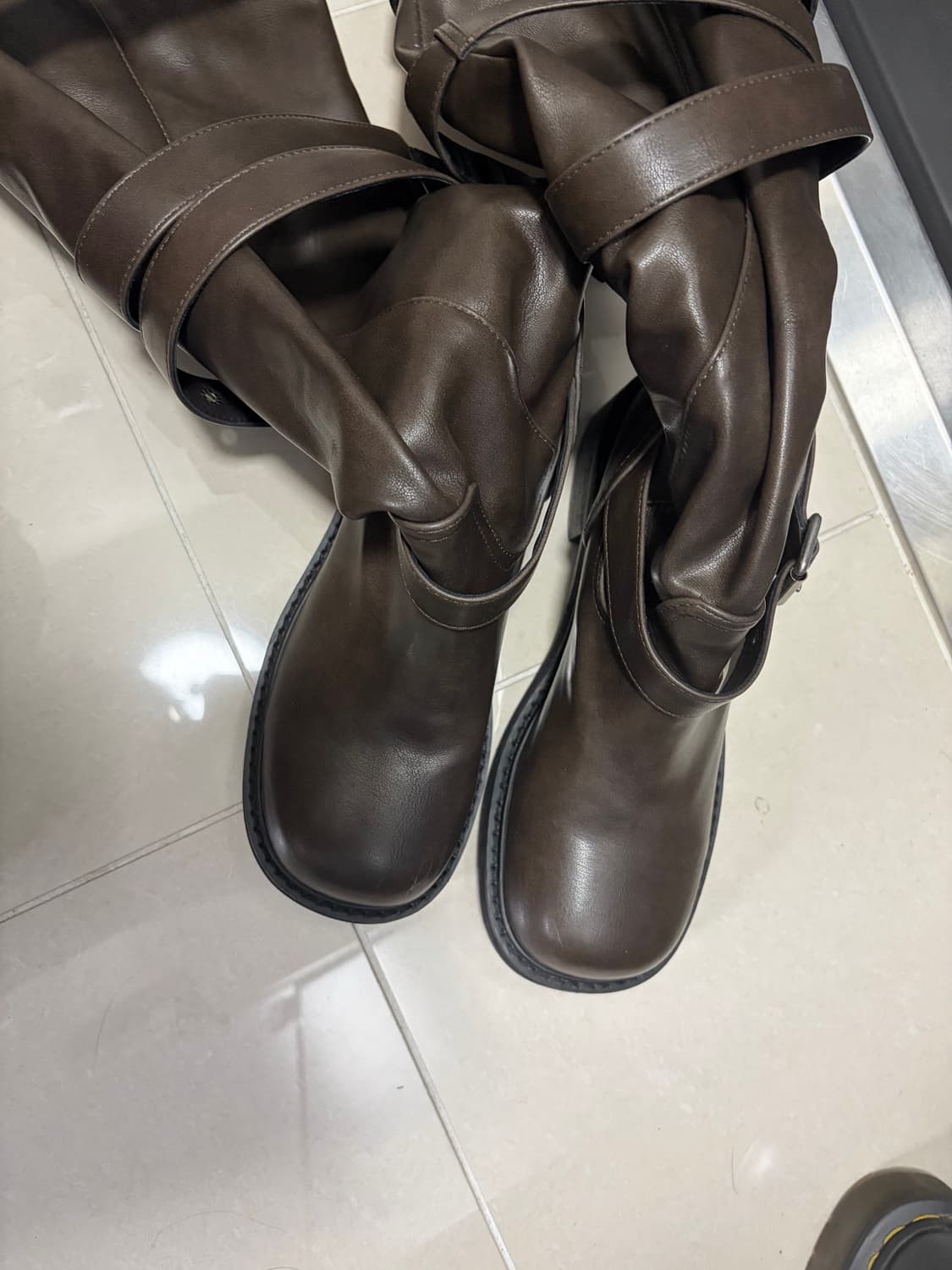 블랙업 코젤라 링클 레더 부츠 상품이미지6