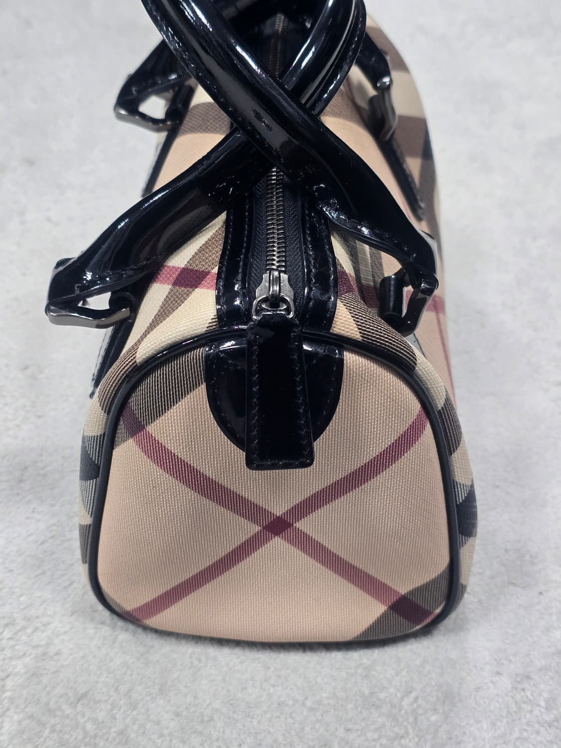 버버리 노바체크 시그니처 미니 보스턴백 상품이미지3