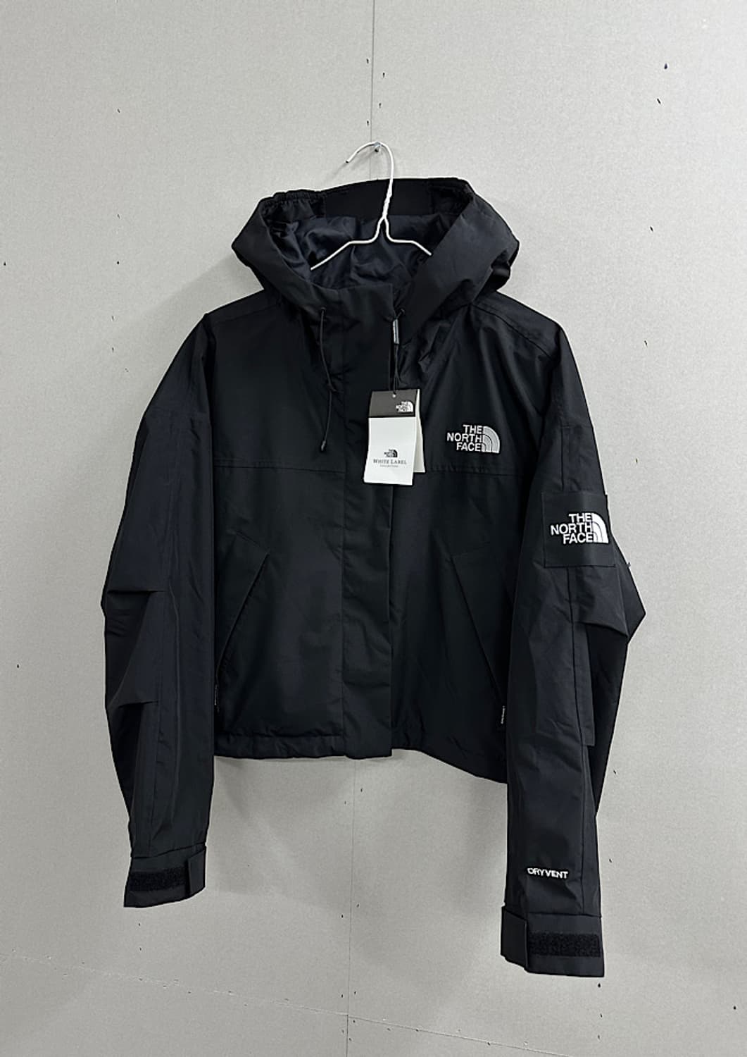 새상품 노스페이스 크롭 바람막이 M  상품이미지1