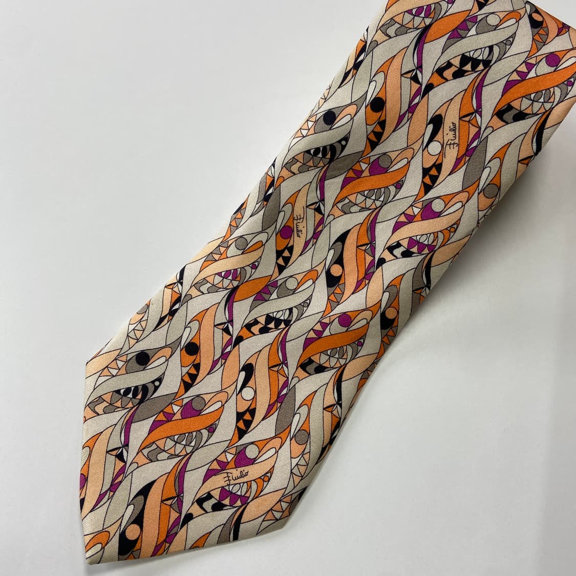 에밀리오푸치 (Emilio Pucci)명품정품넥타이8.6cm 상품이미지5