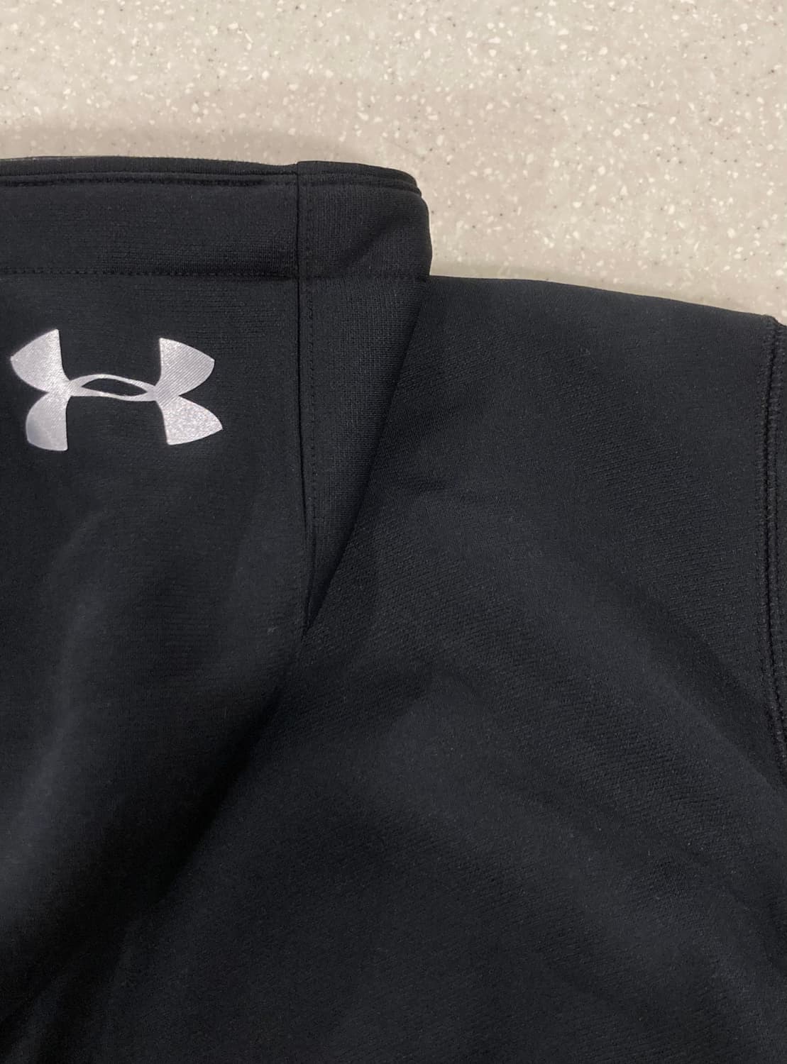 언더아머 후드티 상품이미지3