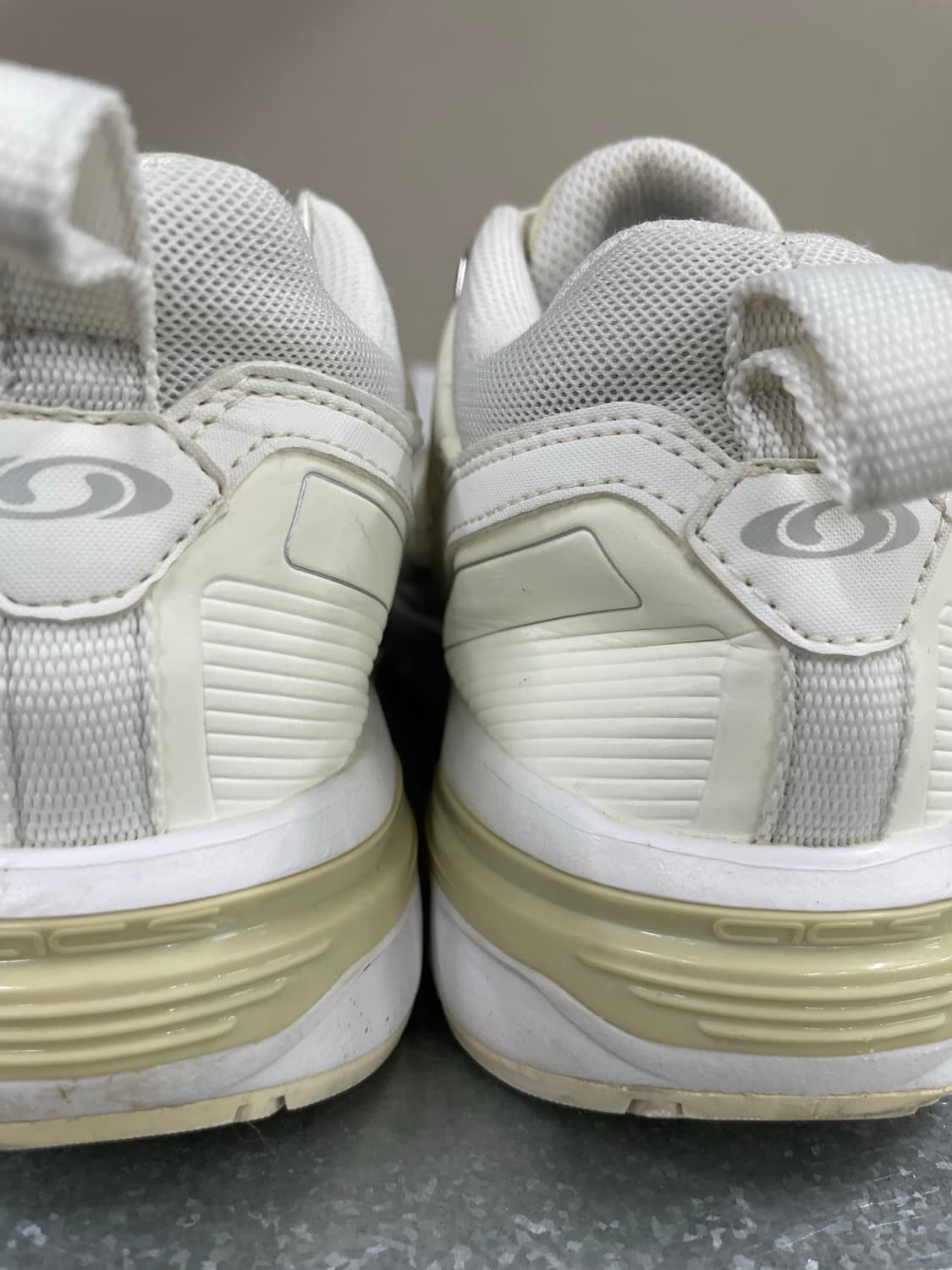 살로몬 ACS + 화이트 실버 245 상품이미지9