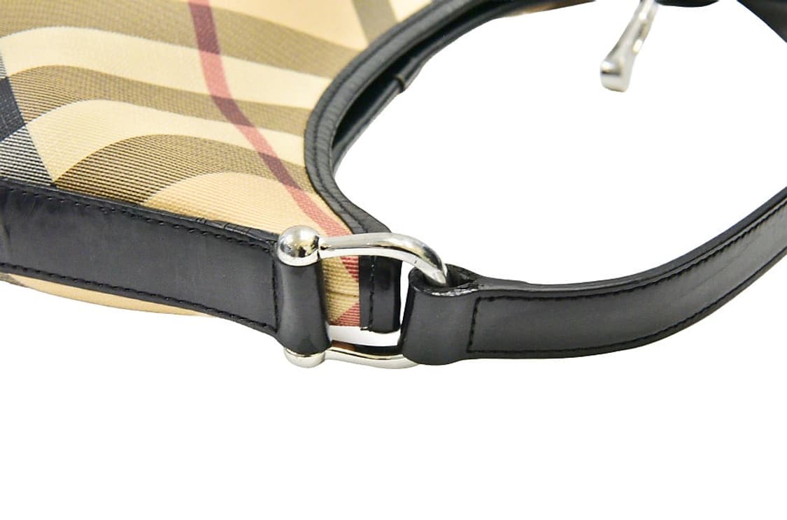 버버리 노바체크 PVC 호보백(정품) 상품이미지7