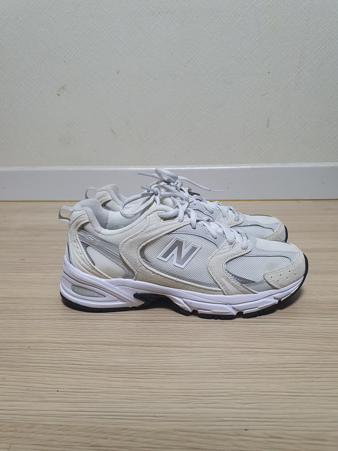 뉴발란스 530 화이트 실버 운동화 245 상품이미지1