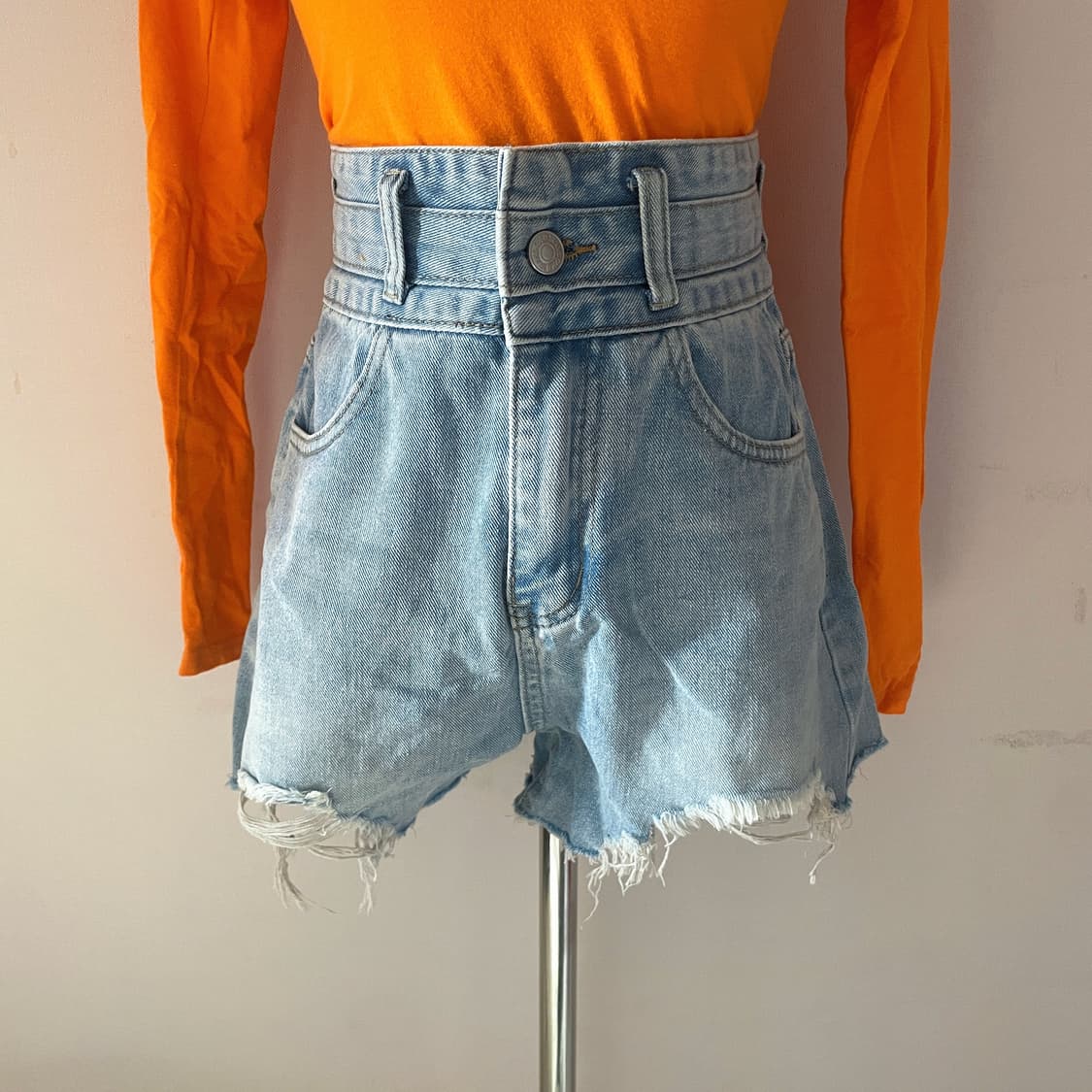 룩앳민 긴팔 슬림핏 긴팔 크롭 긴팔 상품이미지2