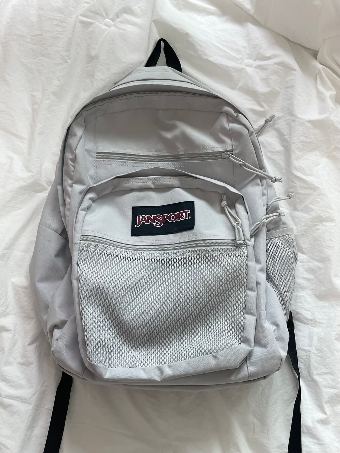 잔스포츠 빅캠퍼스 MICRO CHIP GREY 상품이미지1