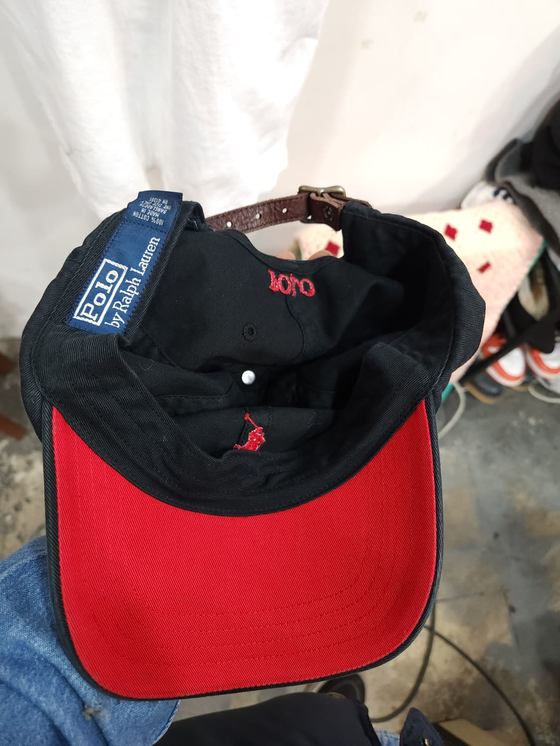 폴로 랄프로렌 블랙 가죽스트랩 볼캡

 상품이미지6