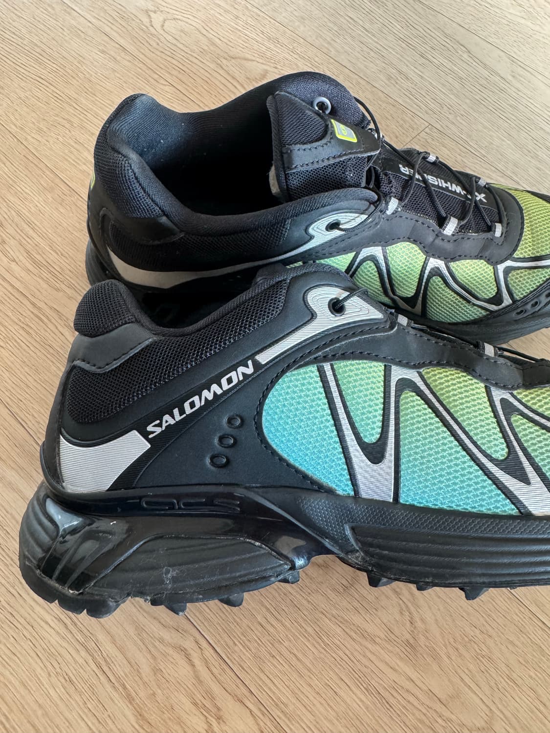 살로몬 XT-6위스퍼 260판매합니다 상품이미지2