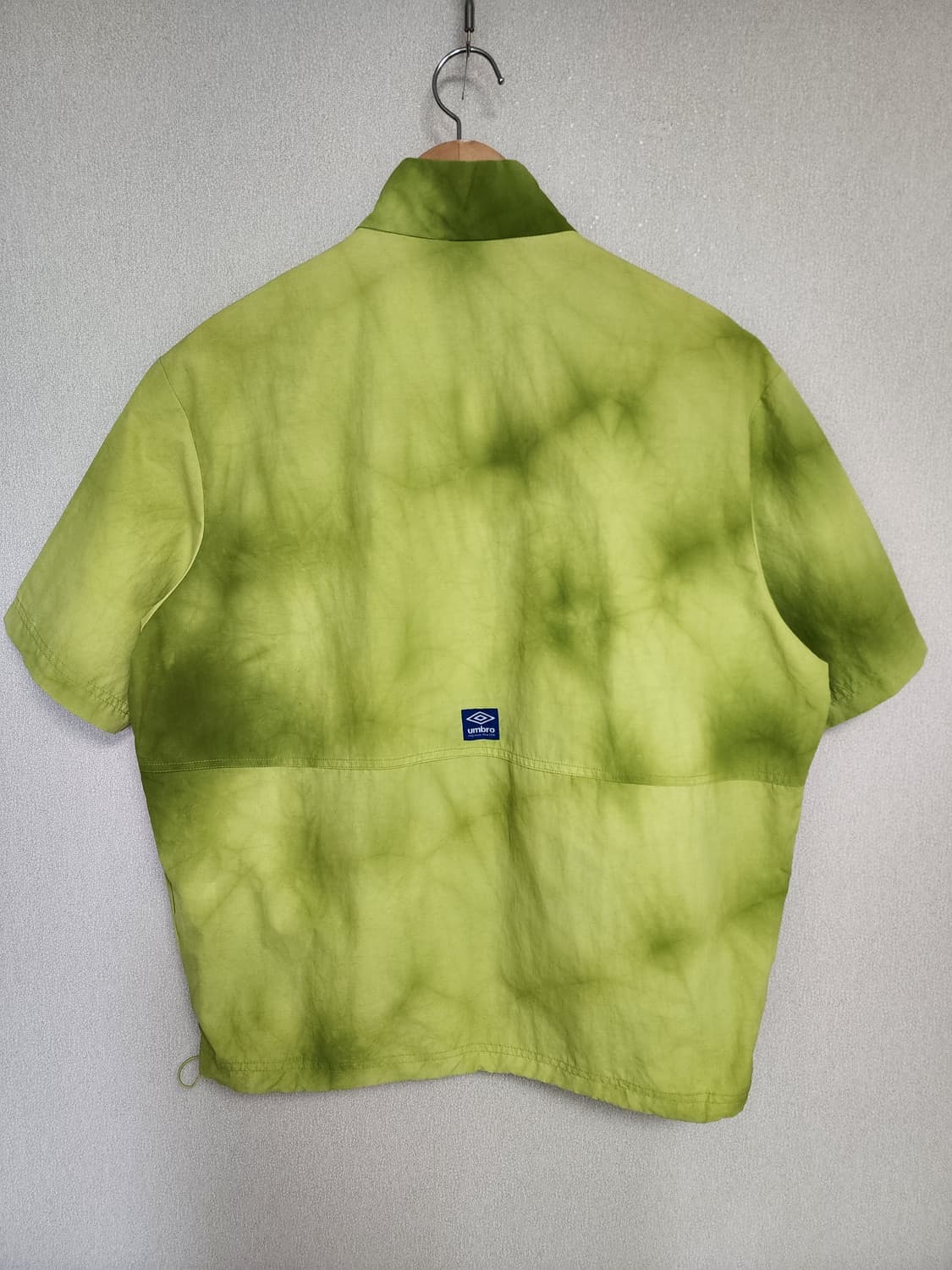 엄브로 아노락 타이 다이 셋업 상품이미지3