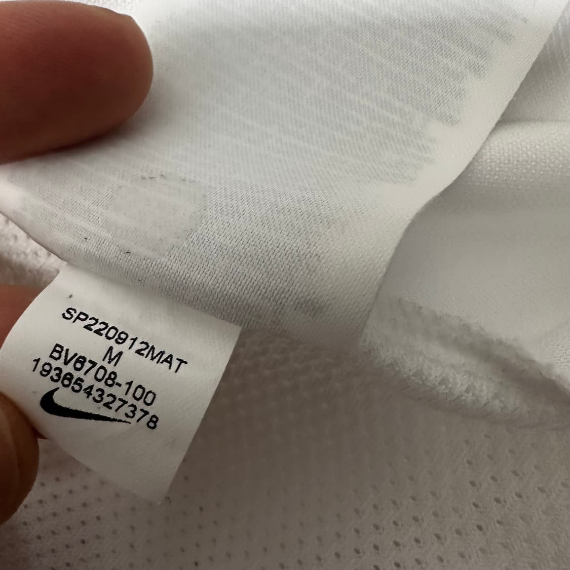 NIKE 나이키 드라이핏 기능성 반팔티셔츠 화이트 운동복 M 상품이미지9