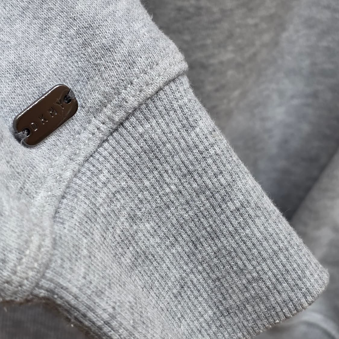 DKNY 스팽글 로고 후드 집업 상품이미지6