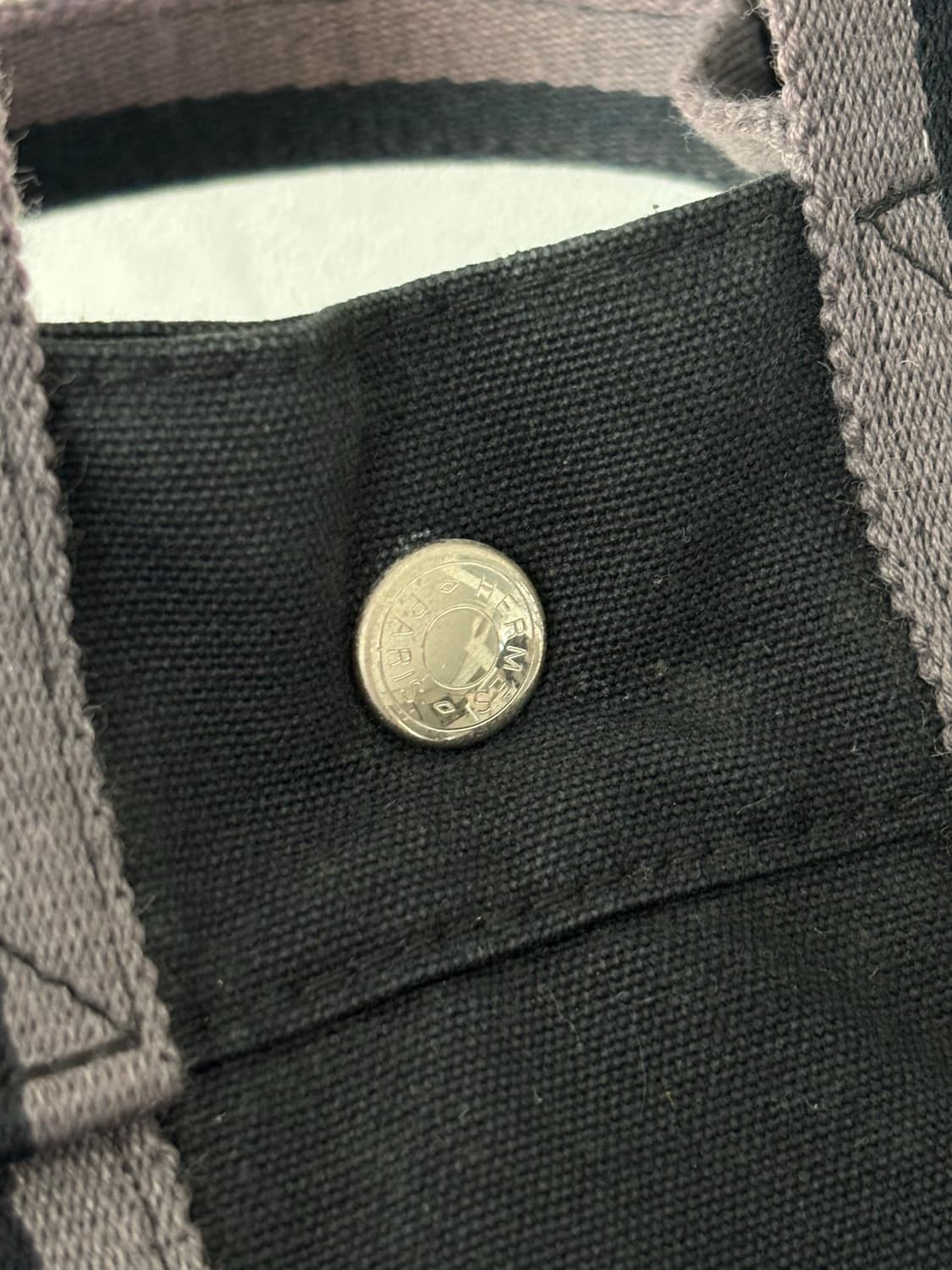 에르메스 후루토 토트백 블랙X그레이 PM 상품이미지4