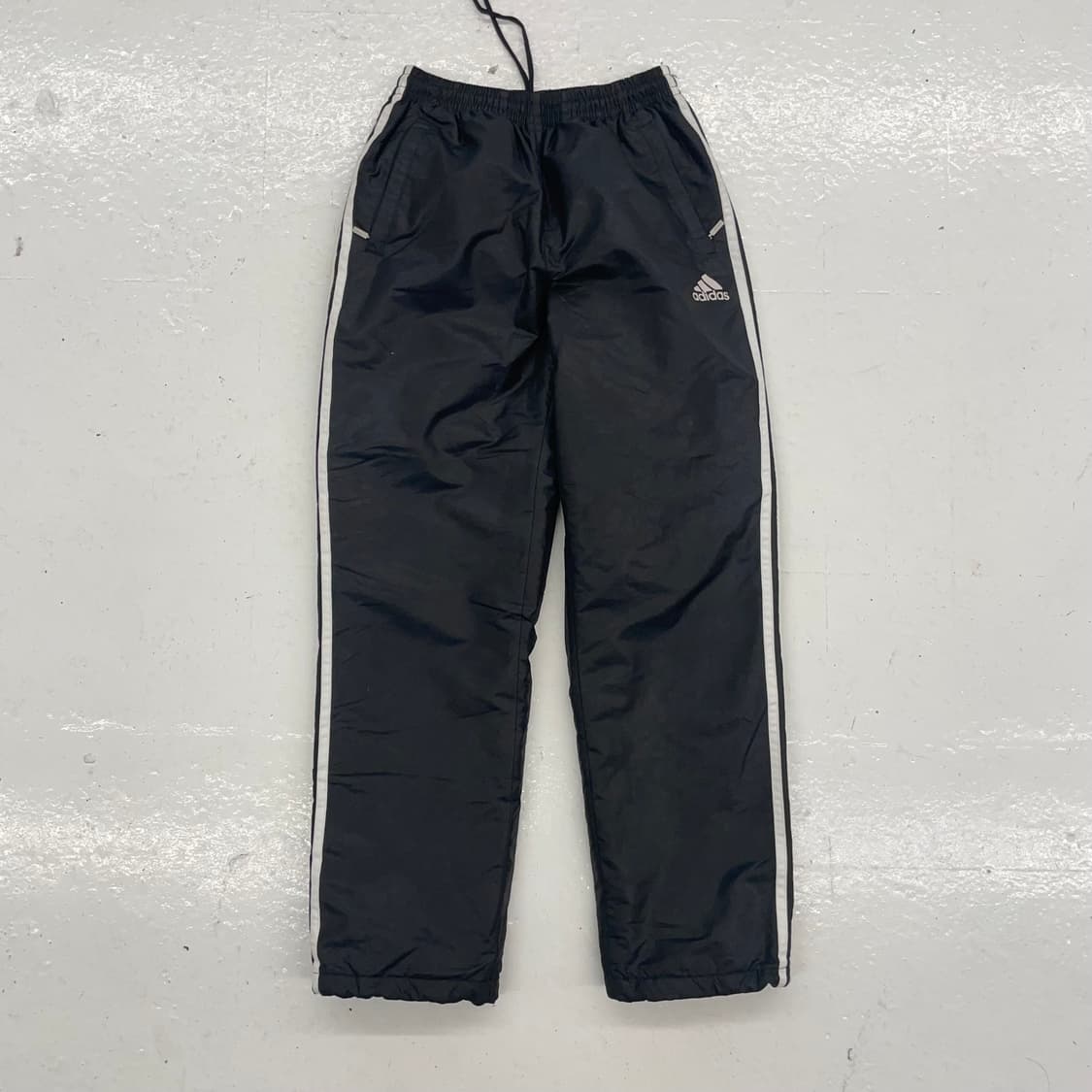 ADIDAS 레더텍스쳐 3라인 팬츠 상품이미지3