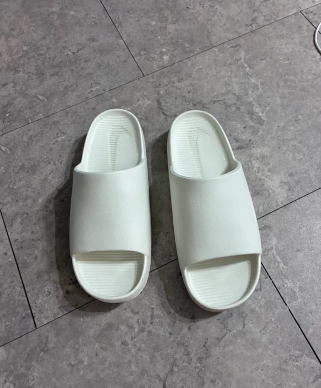 나이키 캄 슬라이드 슬리퍼 270 상품이미지2