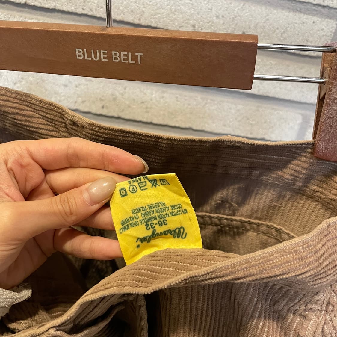 Wrangler 랭글러 코듀로이 팬츠 세미 와이드핏 백로고 디테일 브라운 상품이미지6