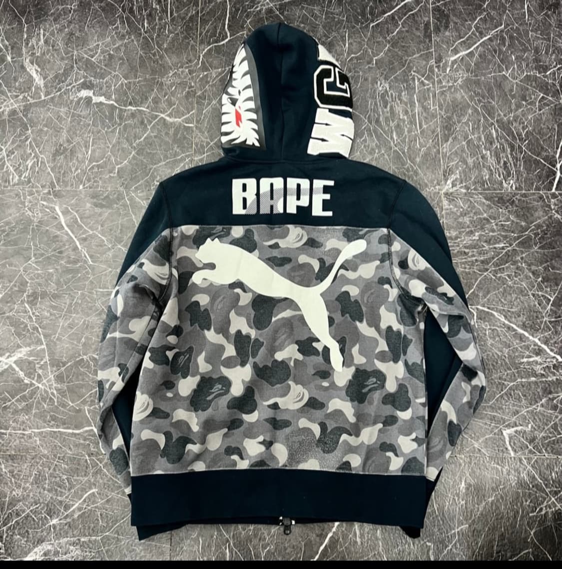 베이프 퓨마 콜라보 후드집업 상품이미지2