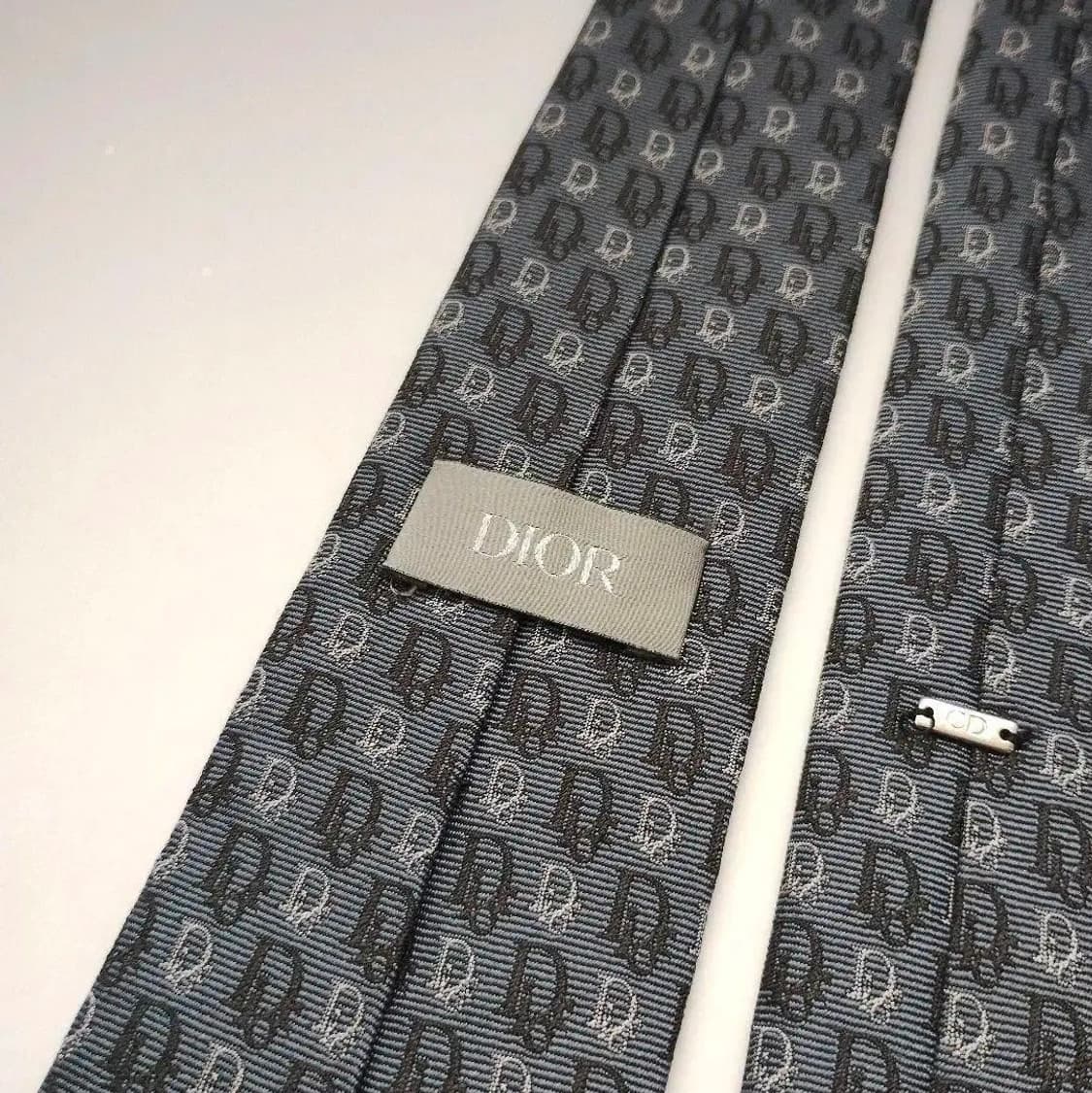 디올옴므 오블리크 실크 자카드 넥타이 상품이미지2