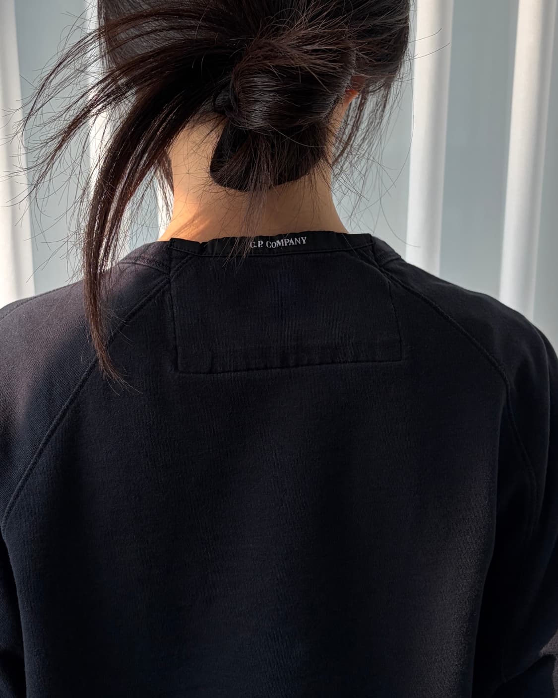 [M]CP컴퍼니 C.P.COMPANY 로고 스웻 슬리브  상품이미지4