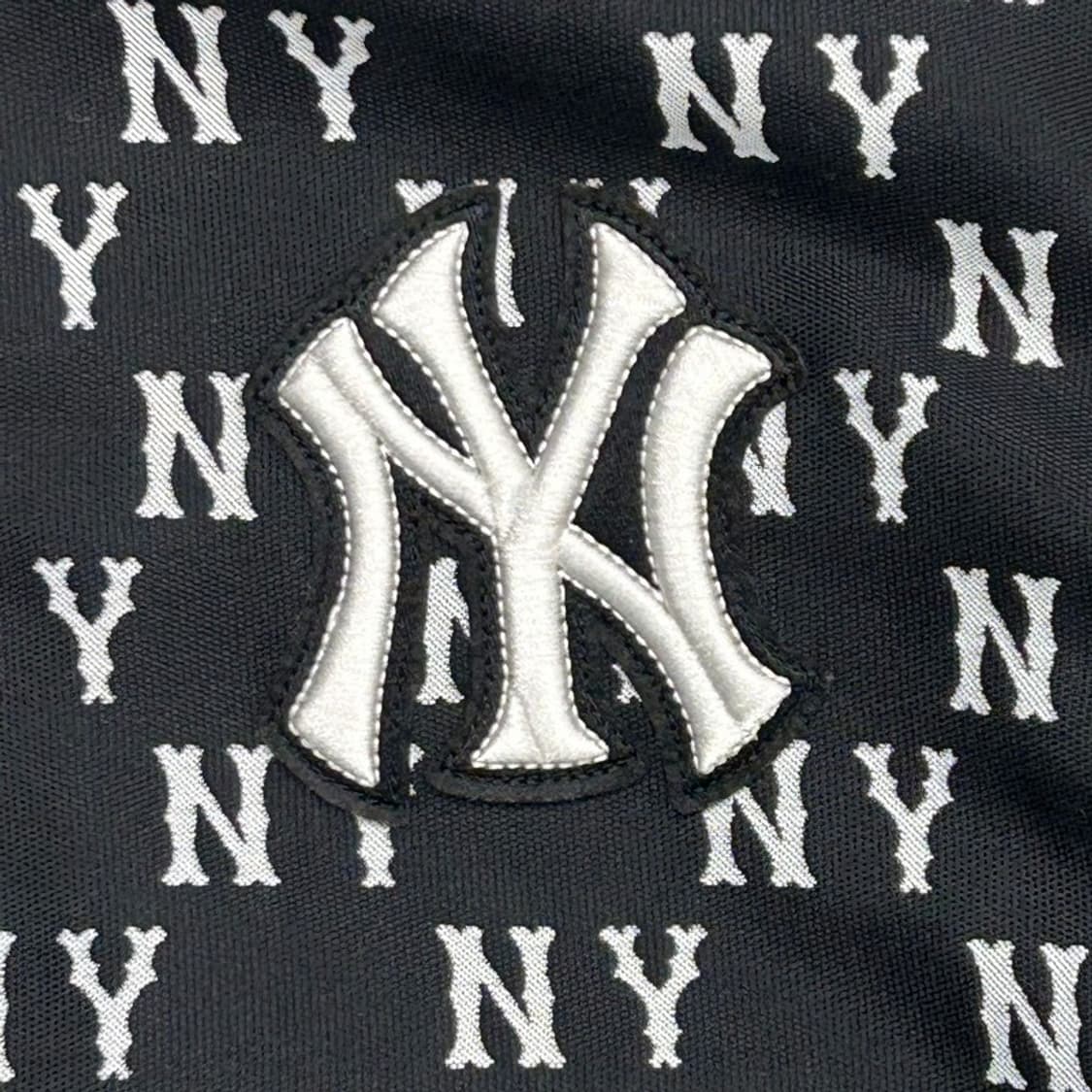 MLB 뉴욕양키스 클래식 모노그램 자카드 바시티 자켓 블랙 L 상품이미지2