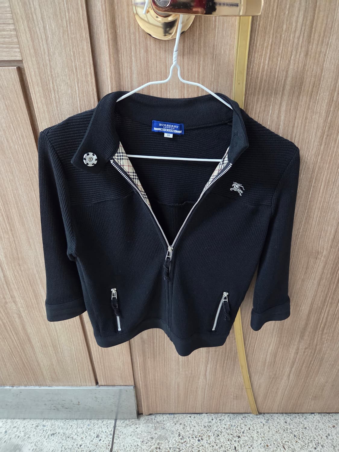버버리 가디건 상품이미지1