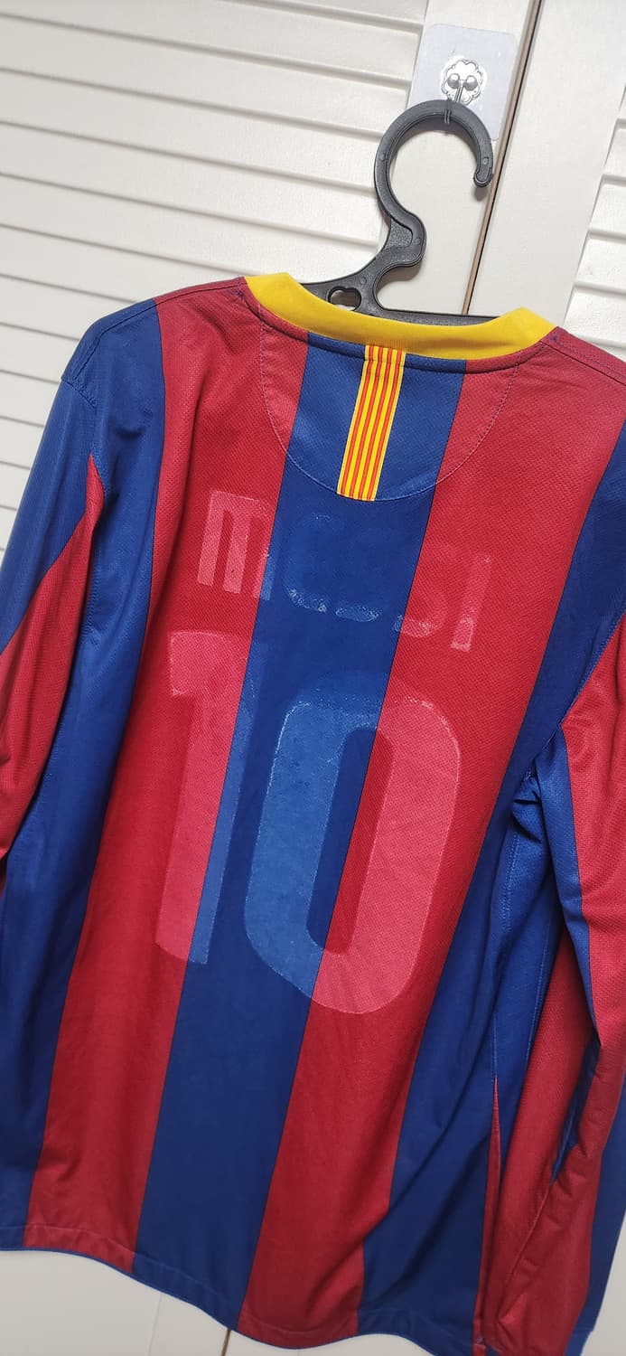 나이키 바르셀로나 10-11 유니폼 홈 긴팔 티 상품이미지3