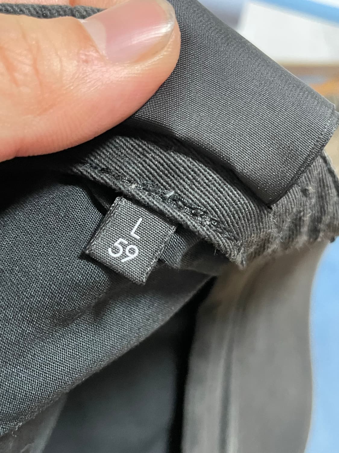 발렌시아가 17fw 웨이브 볼캡 상품이미지4