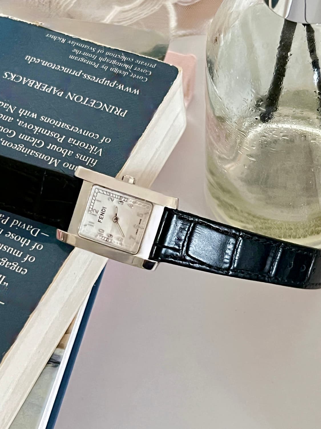 FENDI  스퀘어 화이트 다이얼 펜디 여성 시계 상품이미지6