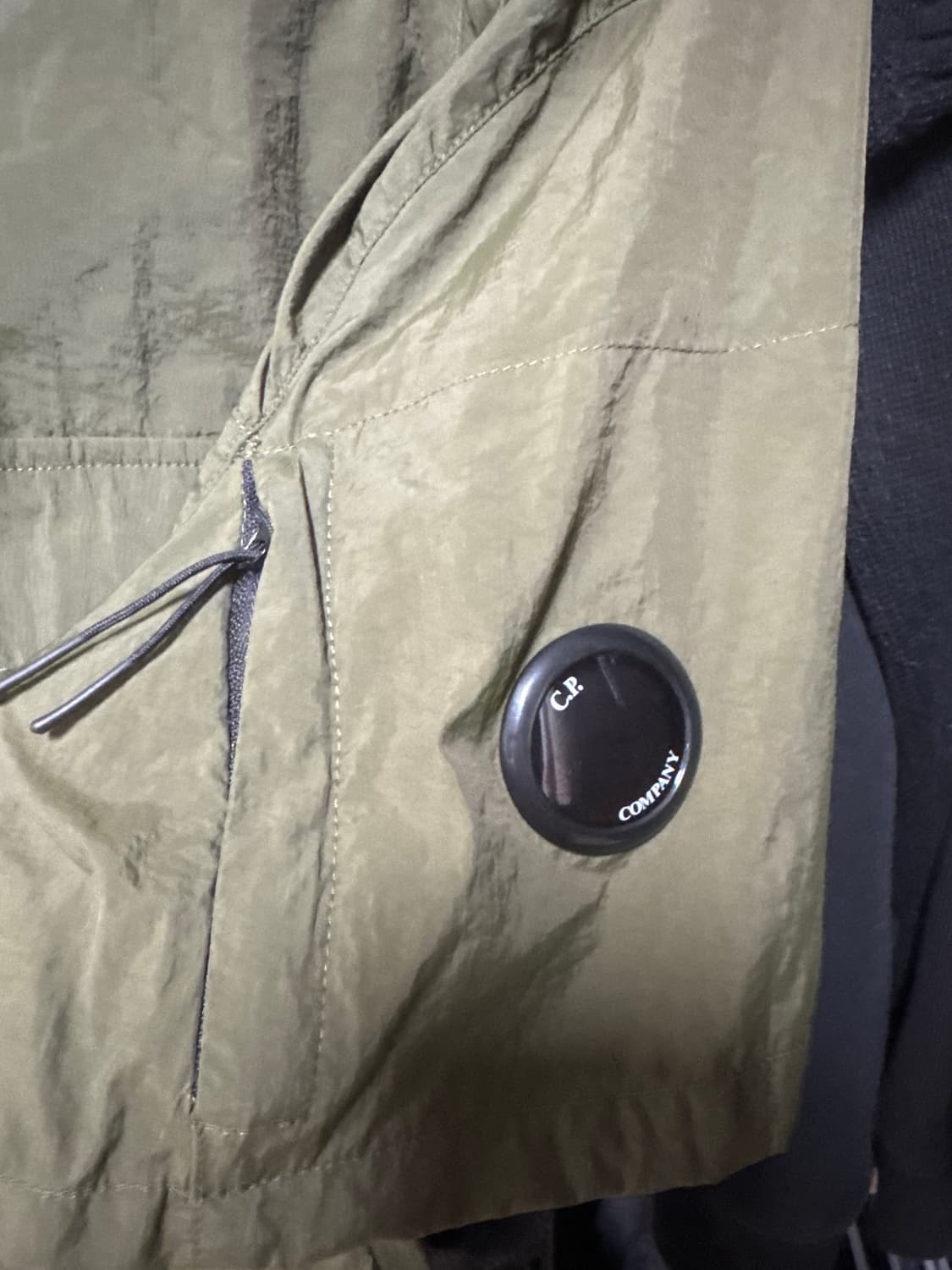 CP컴퍼니 쿼터집 반팔 바람막이 상품이미지2