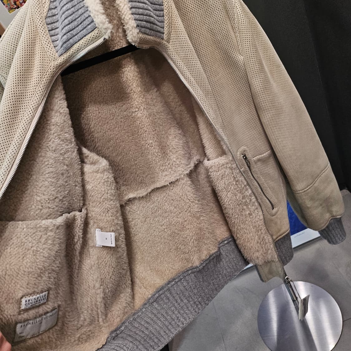 브루넬로 쿠치넬리 펀칭 스웨이드 신상 풀시어링 무스탕 상품이미지6