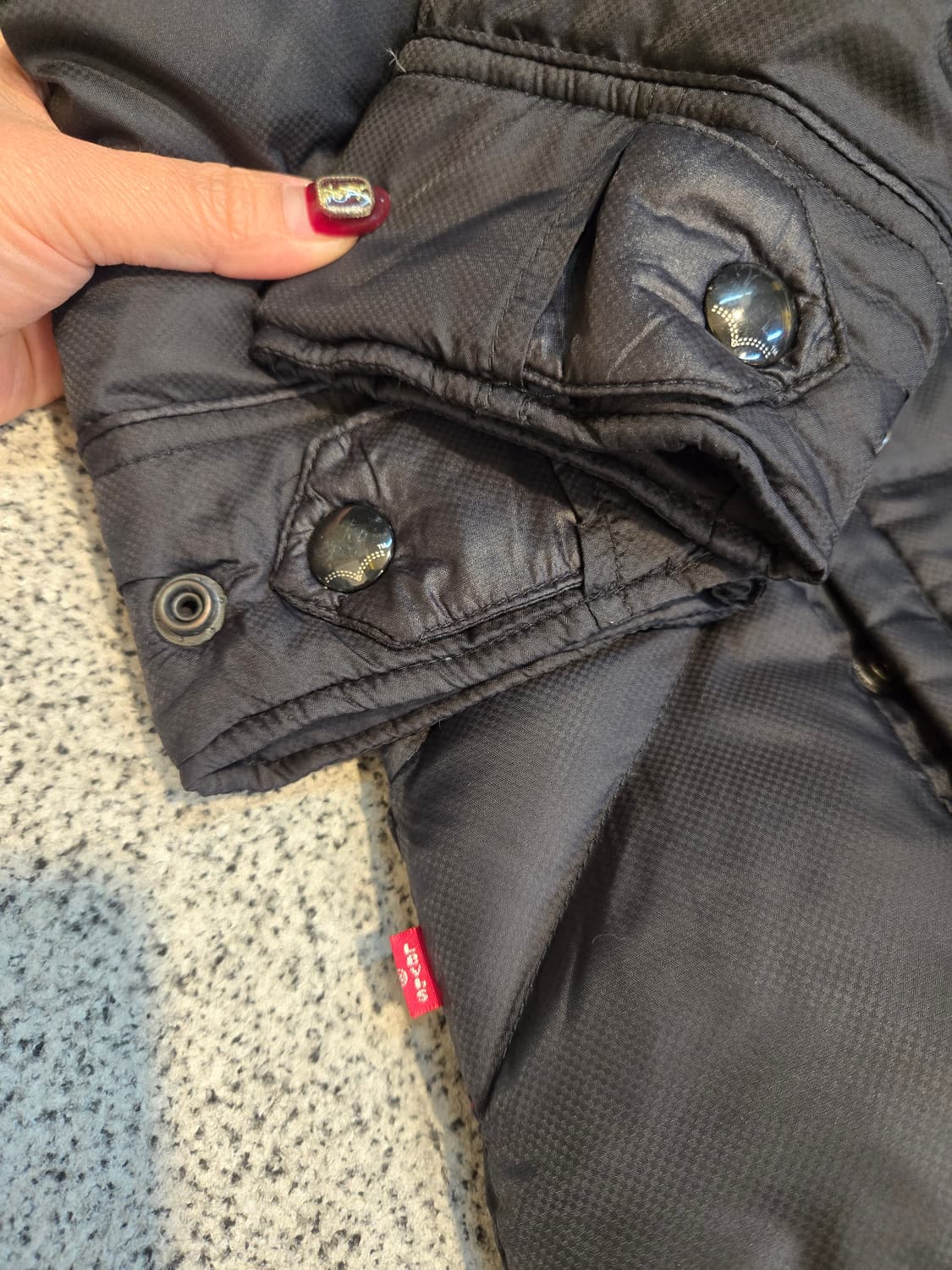 리바이스 여성 오리털 경량패딩 M 상품이미지4