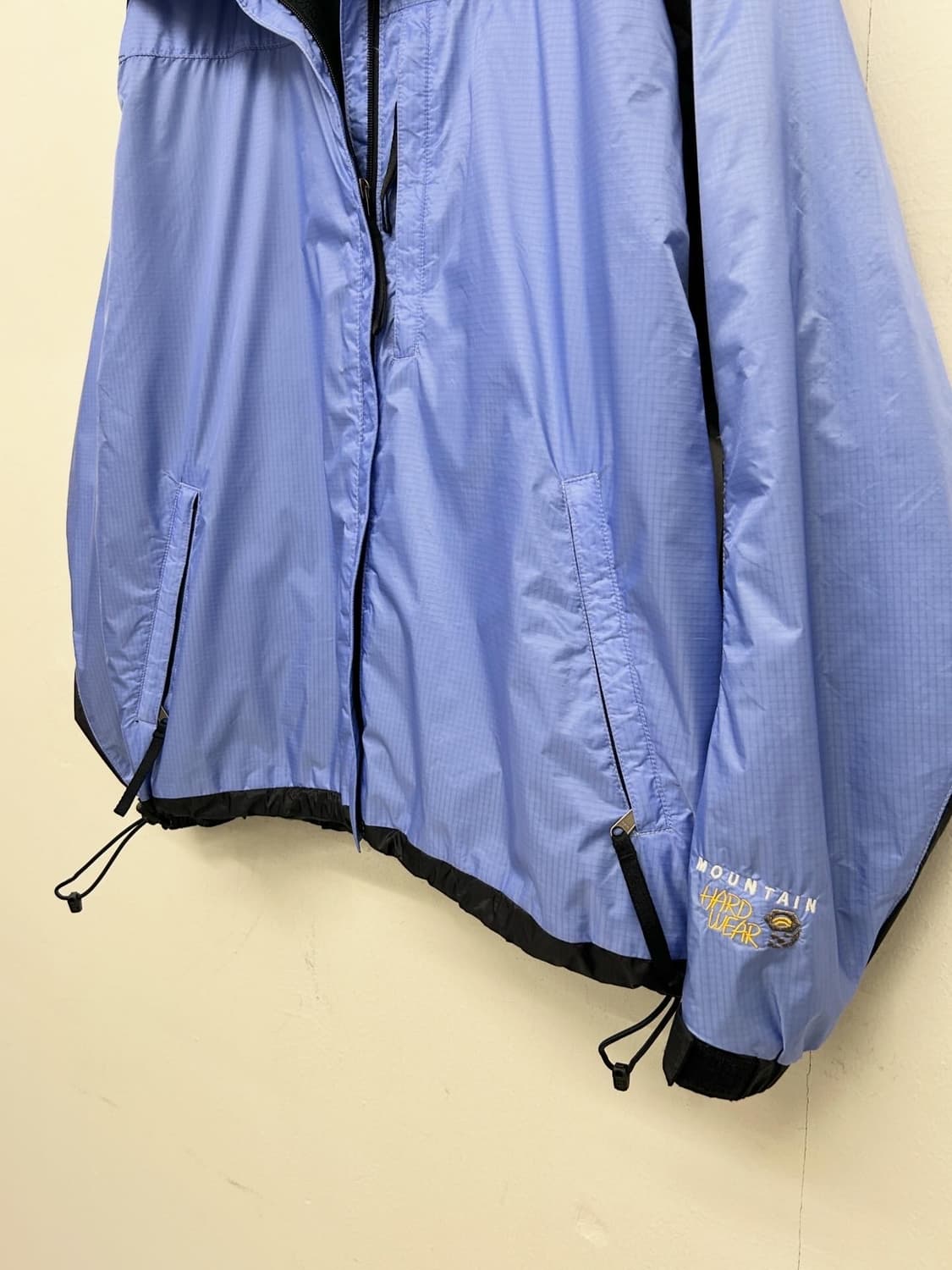 JPN 마운틴하드웨어 바람막이 자켓 상품이미지2