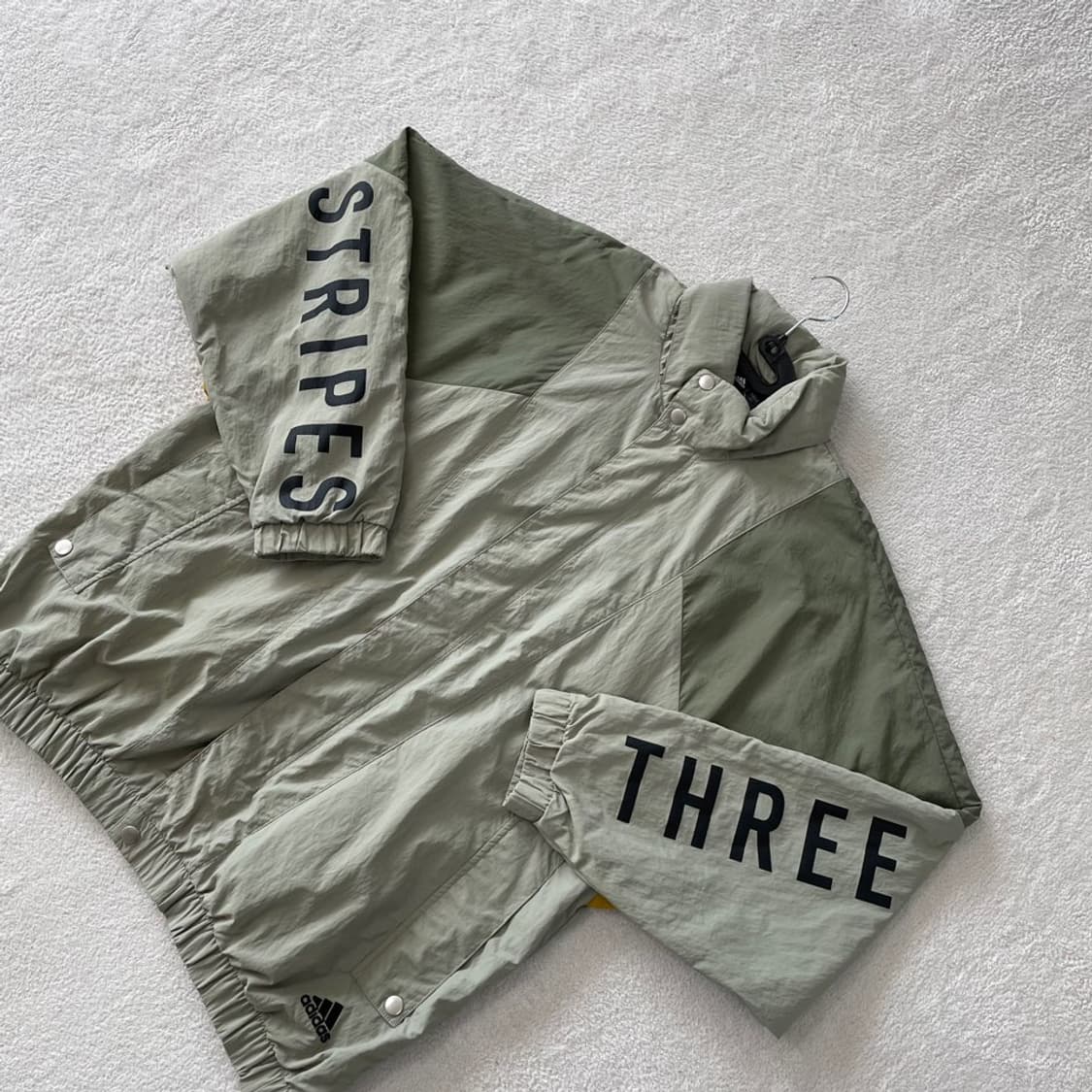 XL 아디다스 우븐 카키 윈드 바람막이 105  상품이미지3