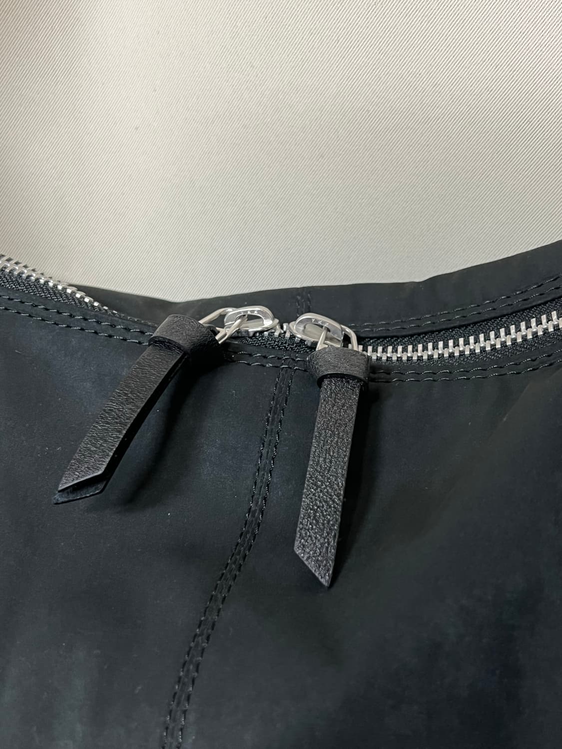 25fw 꼼데가르송 옴므 숄더백 크로스백 블랙 상품이미지8