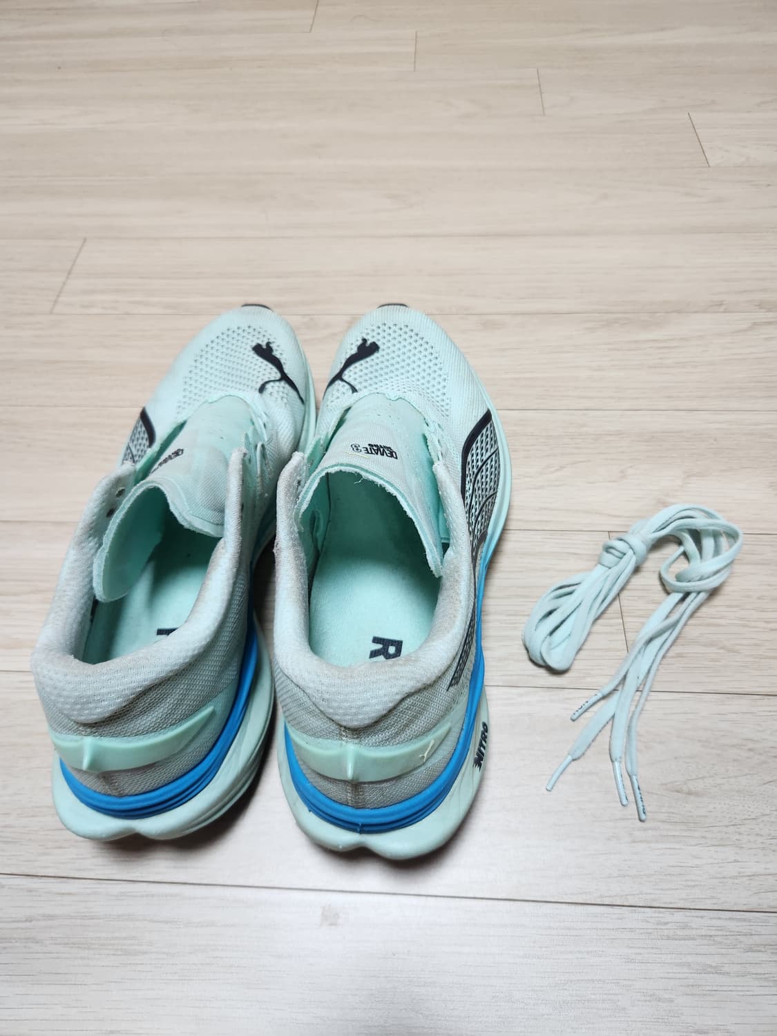 [푸마] 디비에이트 나이트로3 민트 런닝화 285 상품이미지4