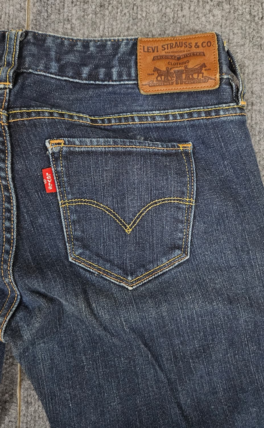 리바이스 타이트 스트레이트 W26 L32 급처 상품이미지4