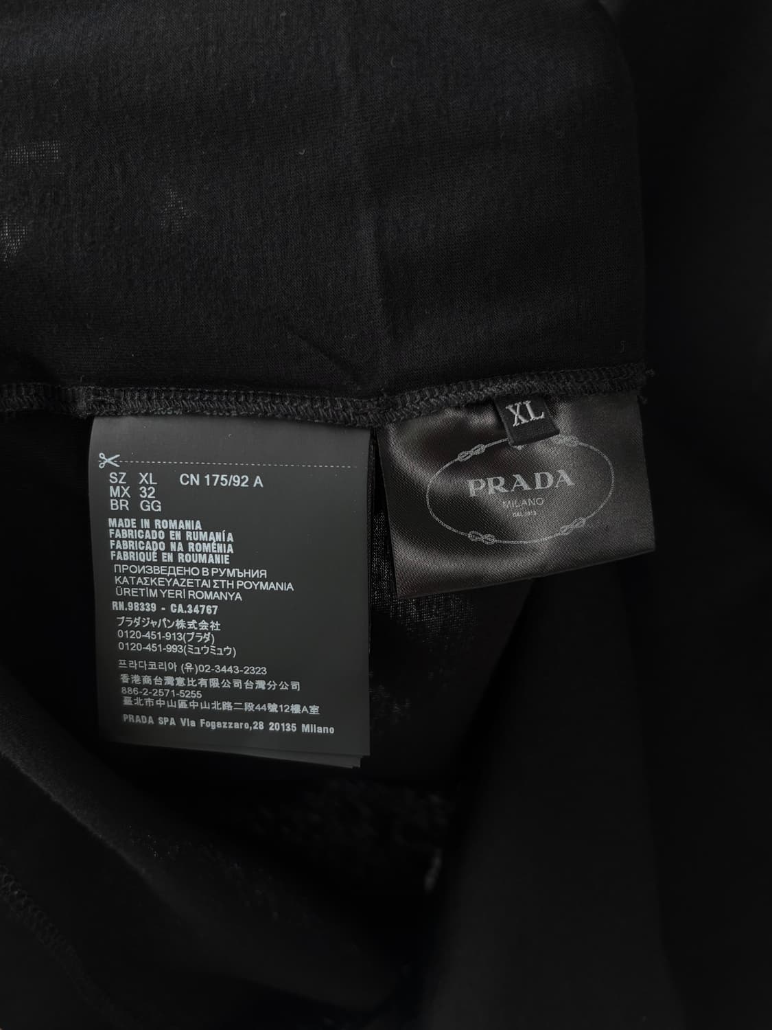 (broken) 프라다 반팔  상품이미지7