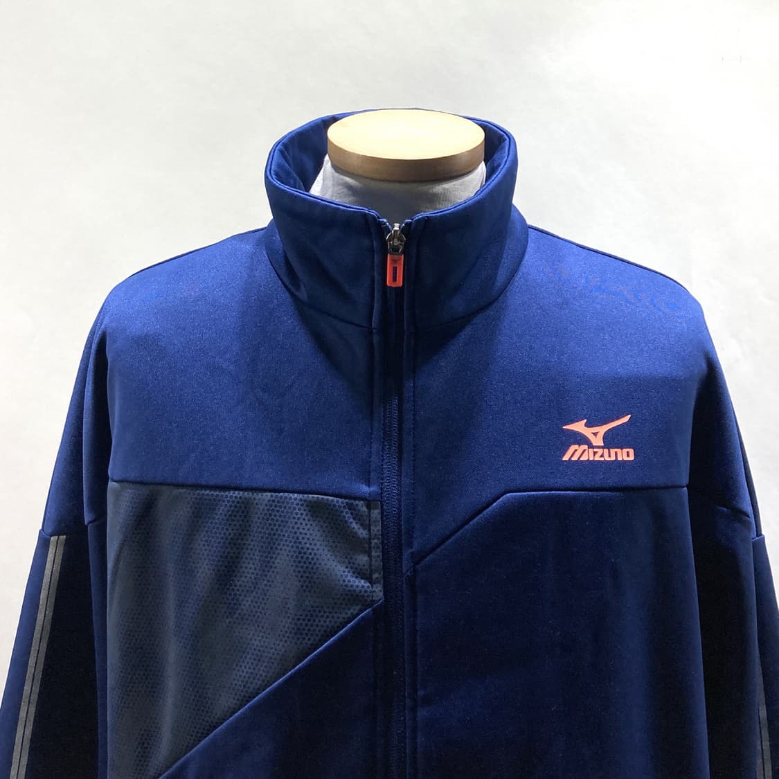 미즈노 남성스포츠기모집업자켓 네이비 105 상품이미지2