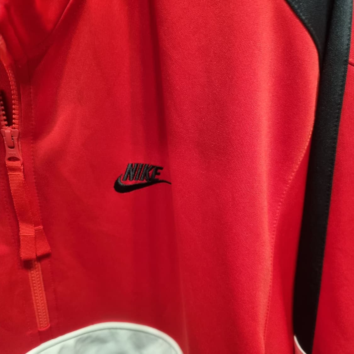 나이키 레드/블랙 하프집업 상품이미지3