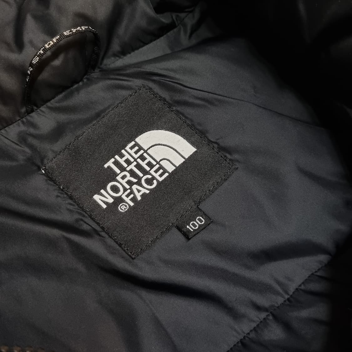 [100] 노스페이스 신형 눕시 700 패딩 베스트 상품이미지3