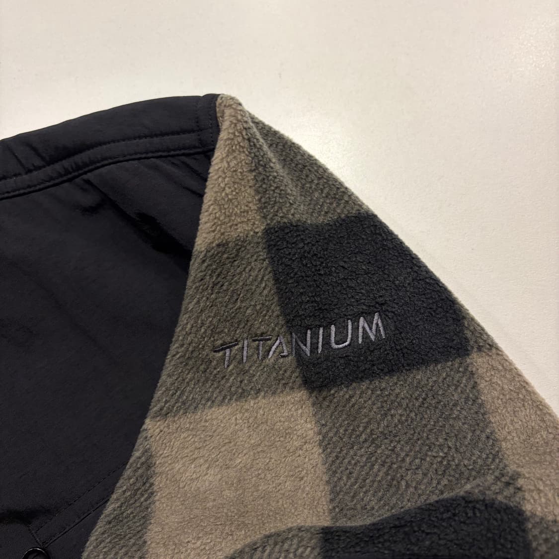 [XL] 컬럼비아 티타늄 체크 플리스 자켓 블랙 C266 상품이미지4