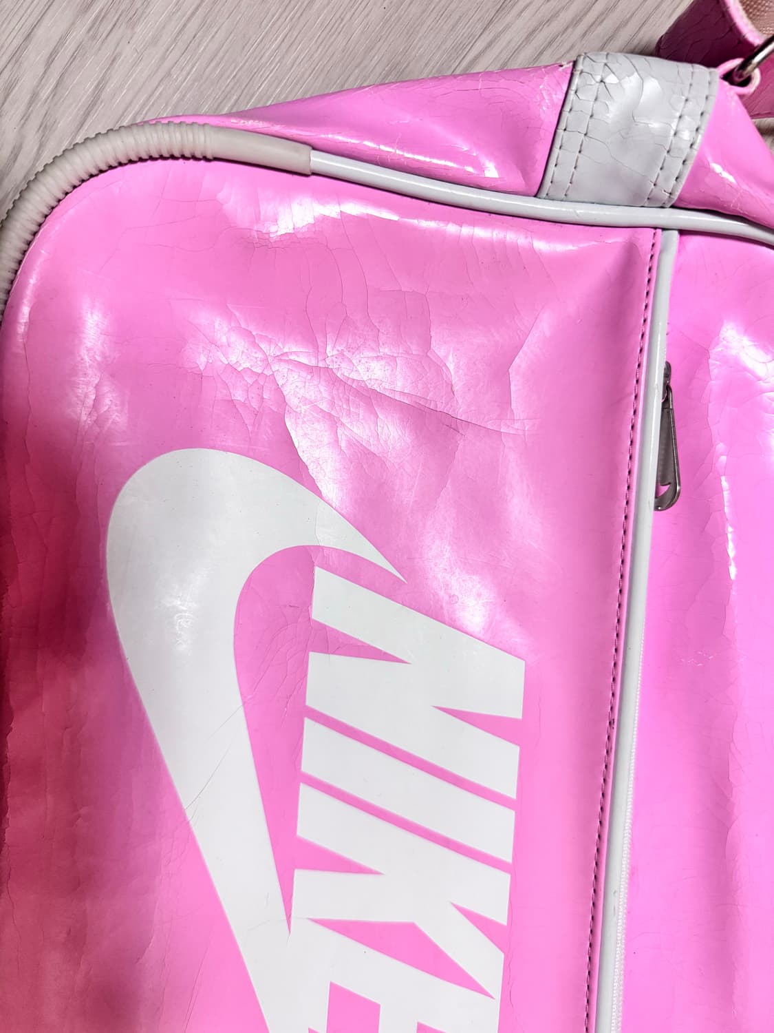 나이키 딸기우유 핑크 갸루 스포츠 에나멜 크로스백 어항빈티지 상품이미지3