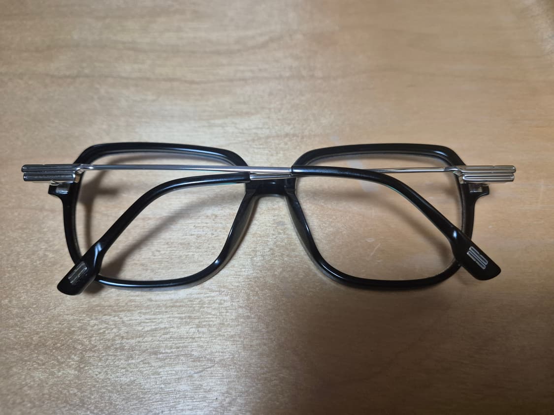 젠틀몬스터 무아 01 안경테  상품이미지4