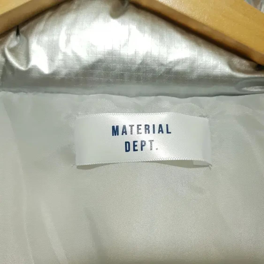 여성 실버 메탈 유광 숏 패딩 F_W0087 상품이미지6