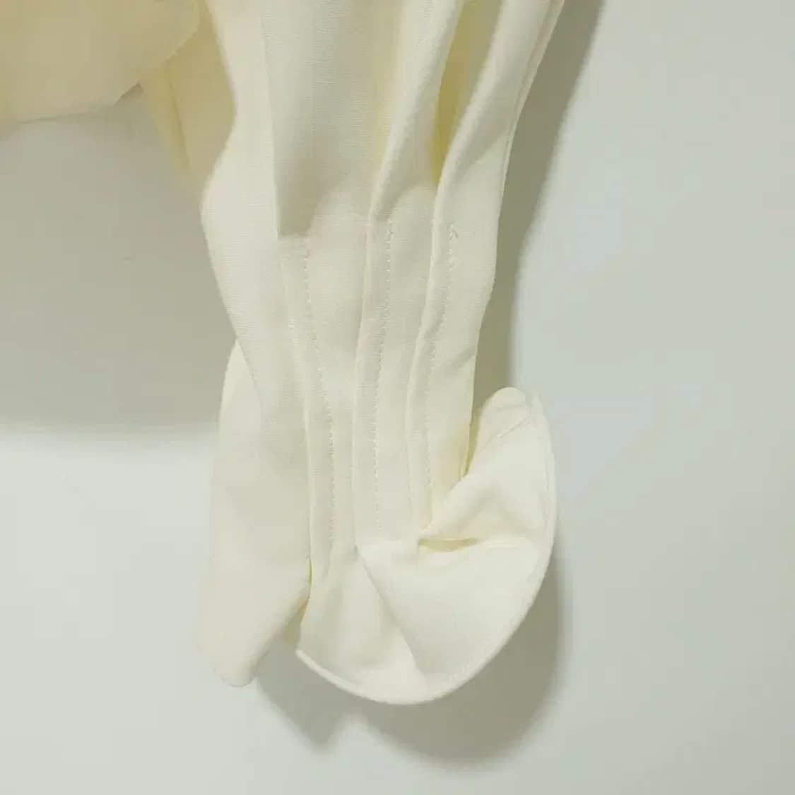 퍼프 벌룬 소매 콩단추 블라우스 M_M0324 상품이미지5