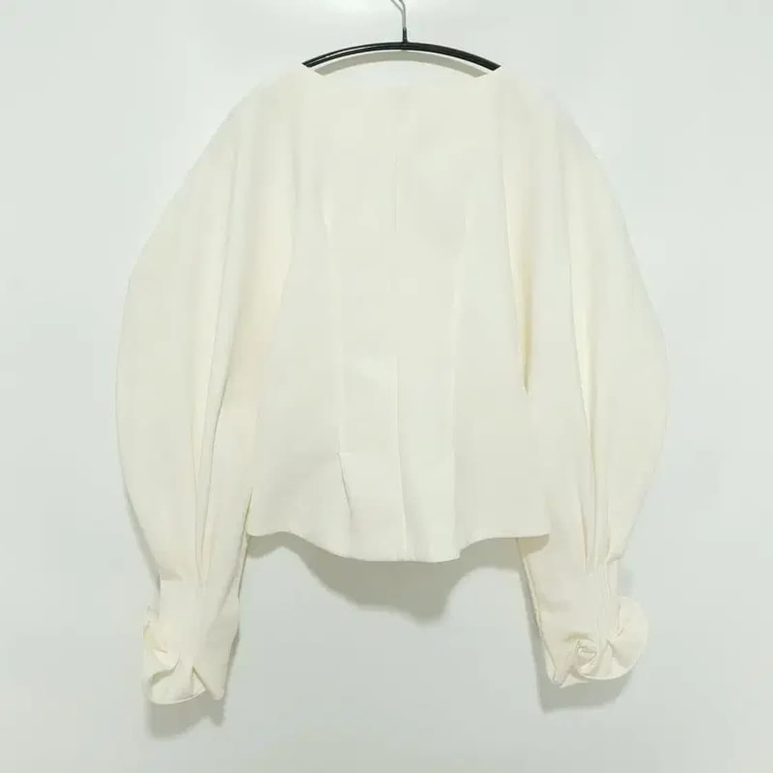 퍼프 벌룬 소매 콩단추 블라우스 M_M0324 상품이미지6