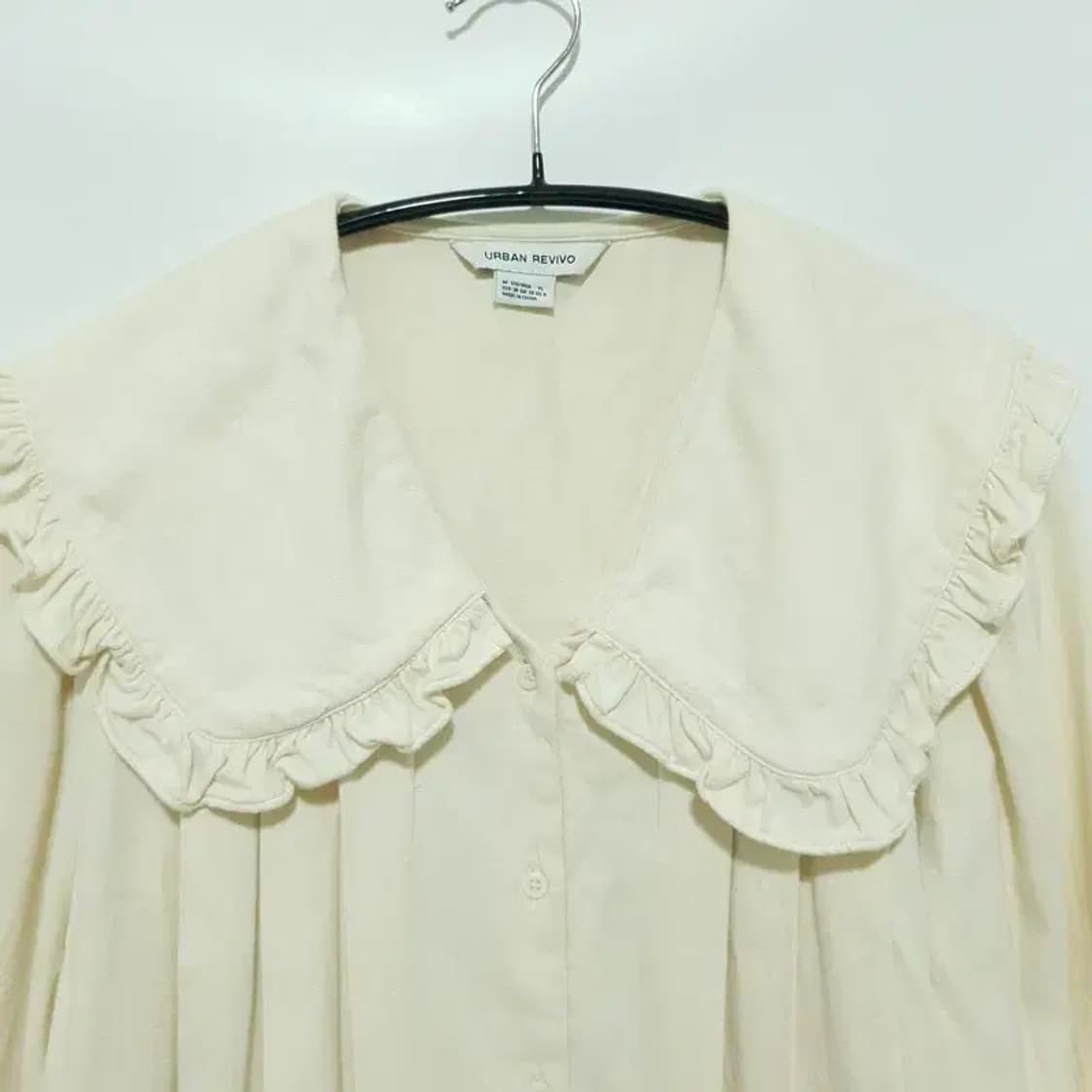 어반 레비보 빅카라 프릴 블라우스 M_M0326 상품이미지2
